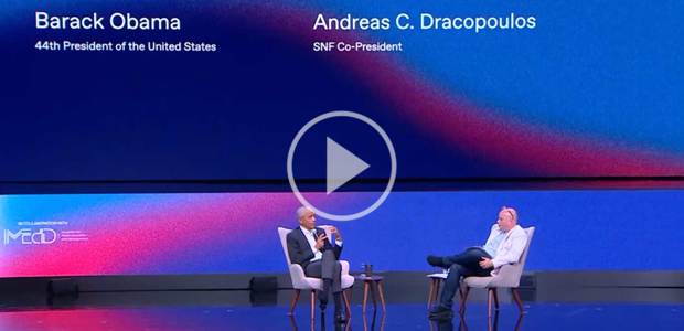 President Barack Obama in conversation with SNF Co-President Andreas Dracopoulos